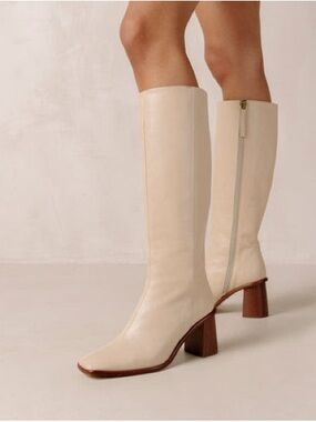 Alohas Cream Knee-High Block Heel Boots